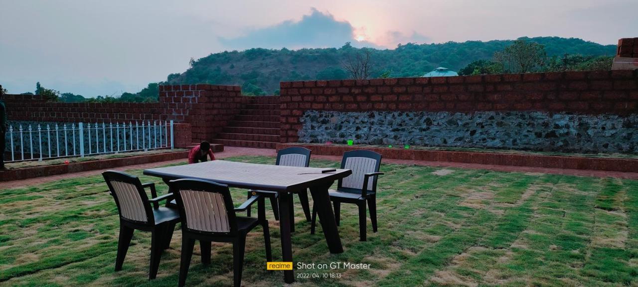 Konark Villa Mahābaleshwar Eksteriør billede